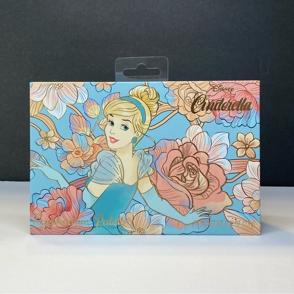 Taste Beauty Other - Disney Cinderella Eyeshadow Palette